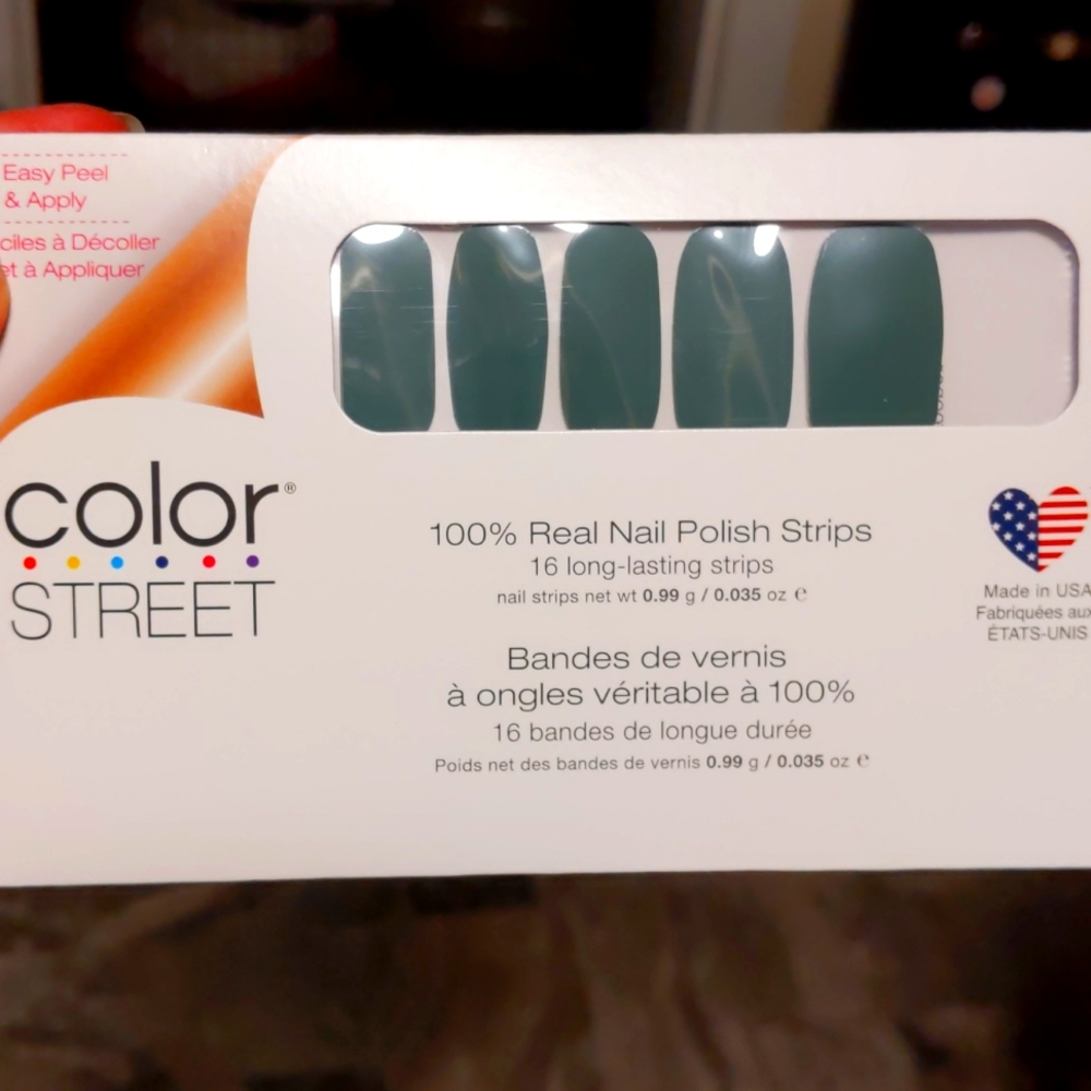 Color Street She's a Trooper Nail Strips